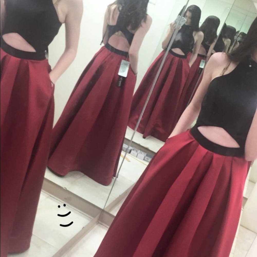 Sheri Hill Prom dress